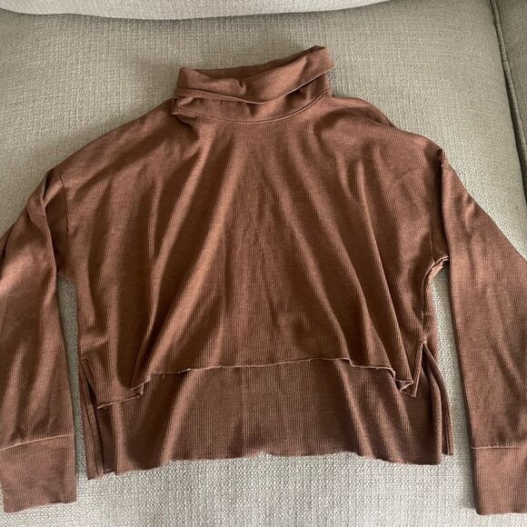American Eagle Outfitters Size Small Mock Turtleneck Brown Waffle Sweater Top - Picture 2 of 5